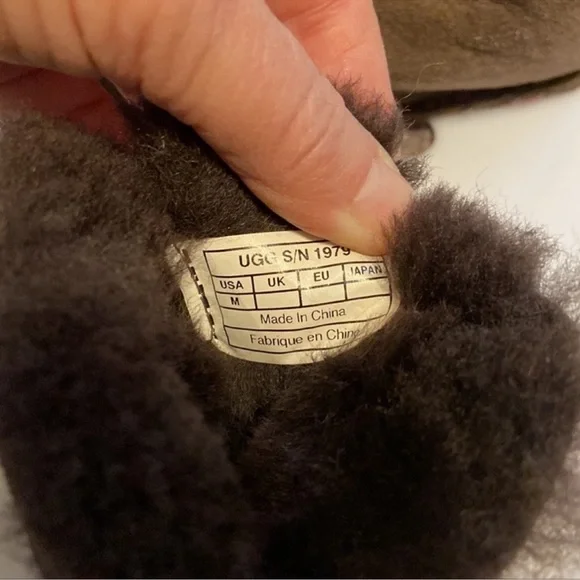 UGG boots - Picture 4 of 5